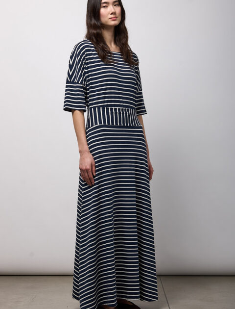Neirami | Robe longue à rayures bleu marine et crème