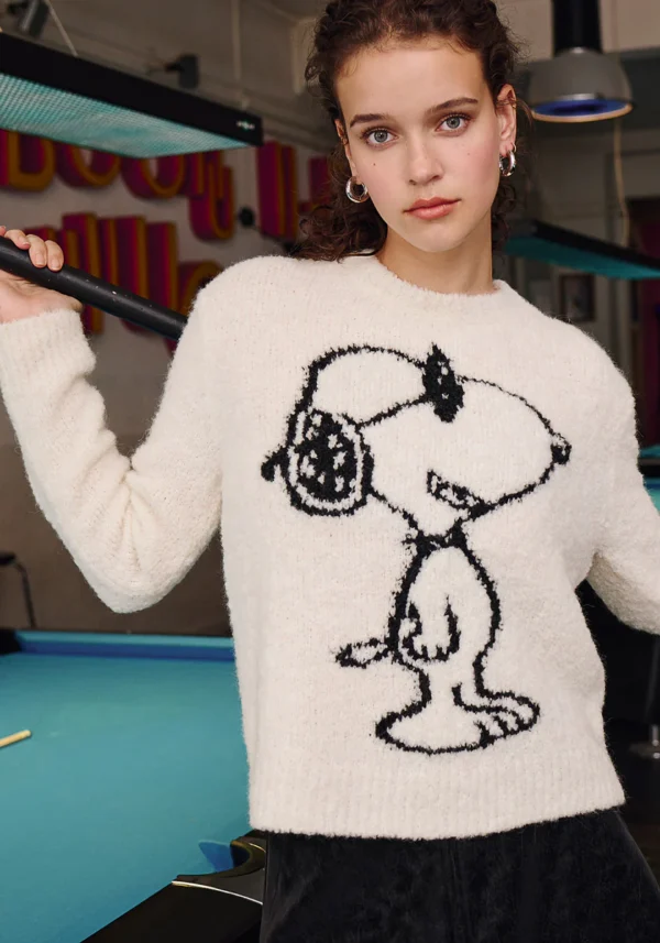 Princess Goes Hollywood - White Snoopy cuddly sweater