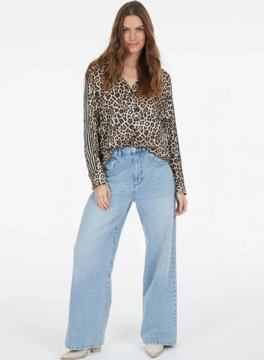 Marc Aurel Shirt with leopard print and stripes