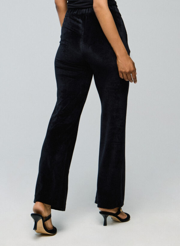 Majestic Filatures | Pantalon classique droit en velours - Image 3
