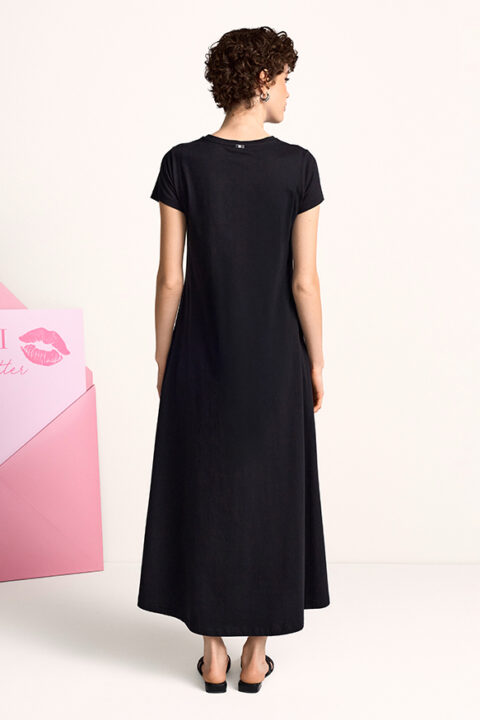 Riani | Robe maxi avec découpe en cœur – noir