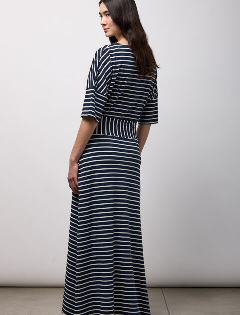 Neirami | Robe longue à rayures bleu marine et crème